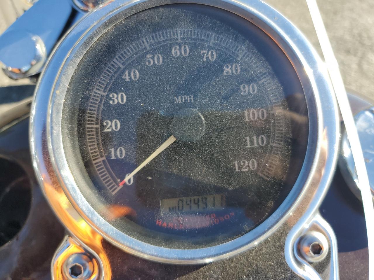 2005 Harley-Davidson Fxdwg VIN: 1HD1GEV105K300226 Lot: 86080475