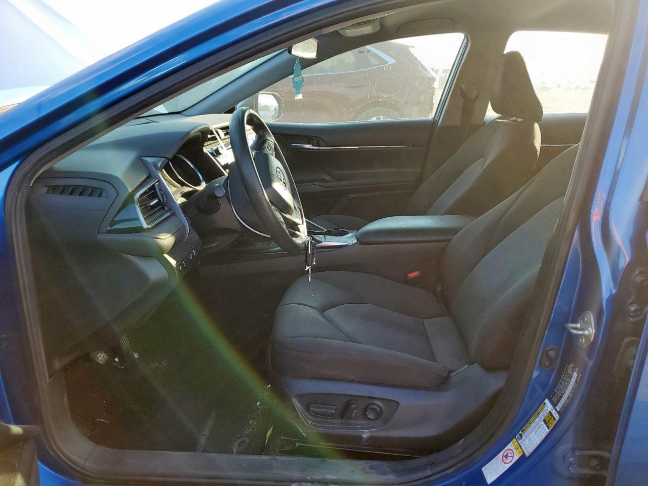 2019 Toyota Camry L VIN: 4T1B11HK6KU238346 Lot: 81947105