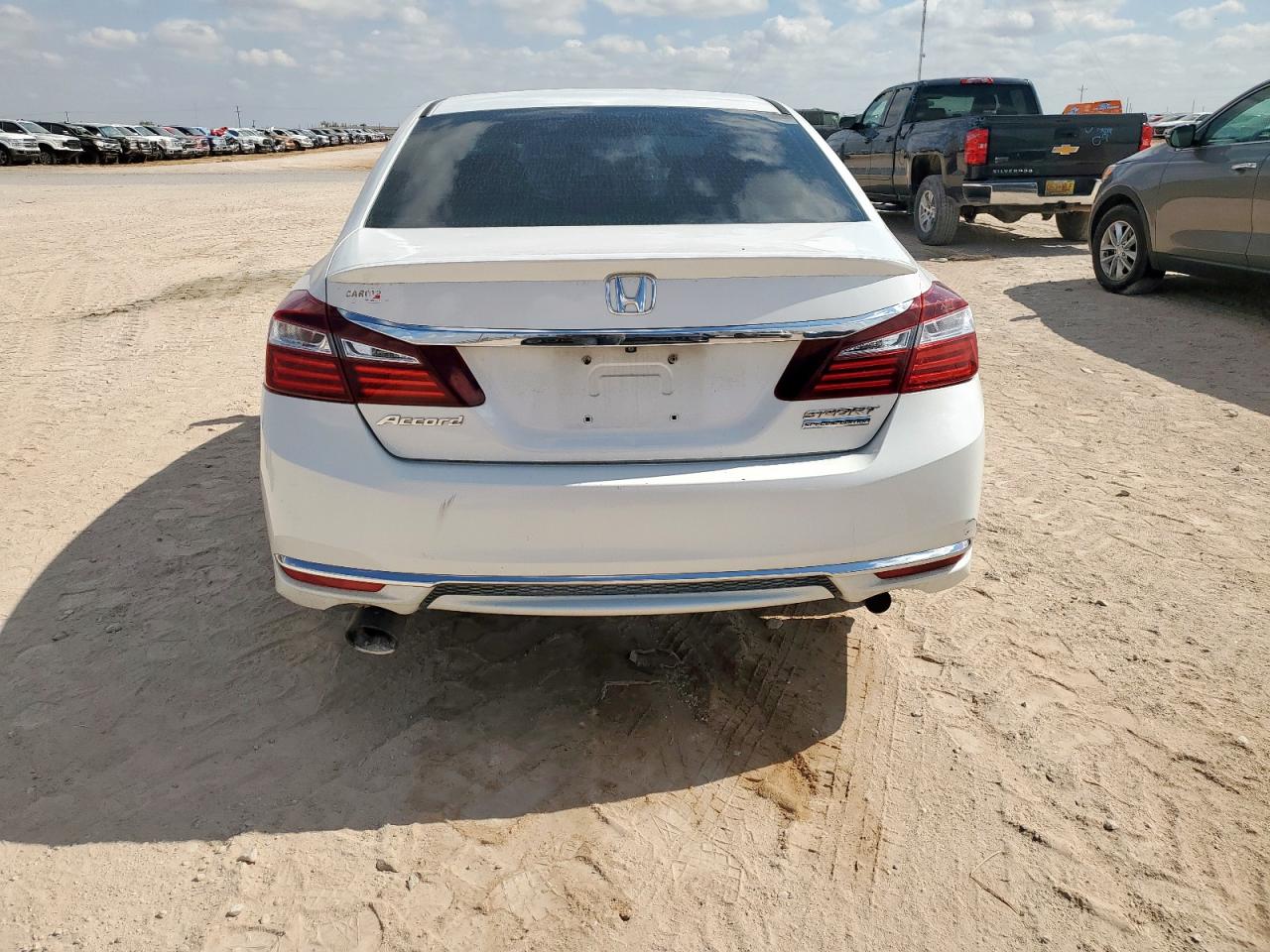 2017 Honda Accord Sport Special Edition VIN: 1HGCR2F16HA293344 Lot: 85002315