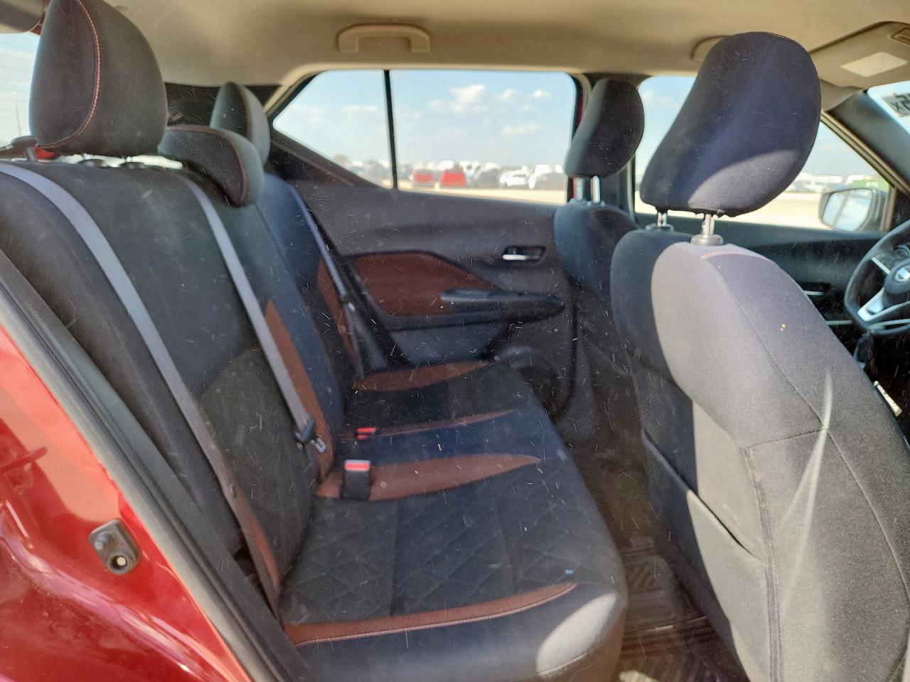 2018 Nissan Kicks Sv VIN: 3N1CP5CUXJL506012 Lot: 81459745