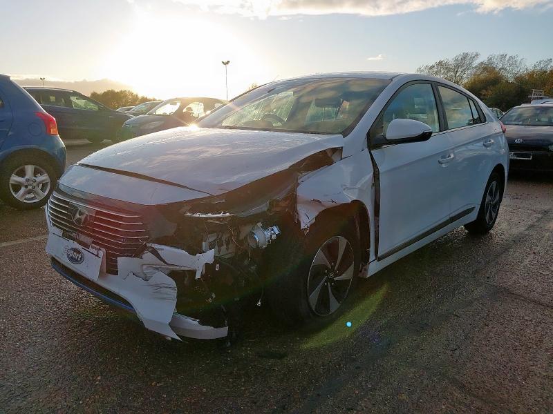 2019 HYUNDAI IONIQ 1.6 GDI HYBRID PREMIUM 5DR DCT for sale at Copart SANDWICH