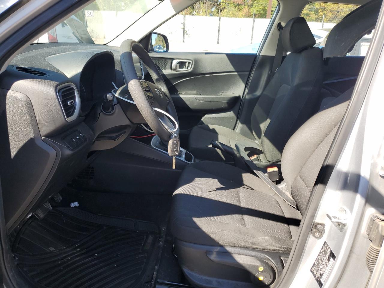 2022 Hyundai Venue Se VIN: KMHRB8A37NU142317 Lot: 85327625