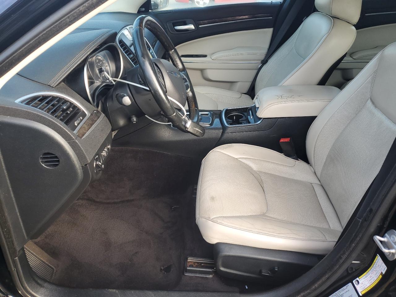 2017 Chrysler 300C VIN: 2C3CCAEG4HH596533 Lot: 82302535