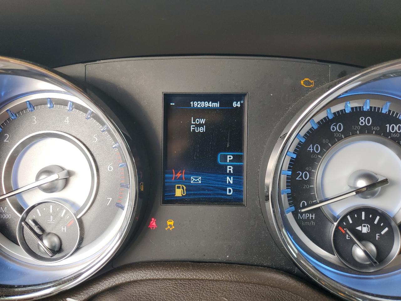 2014 Chrysler 300C VIN: 2C3CCAET2EH144296 Lot: 81188555
