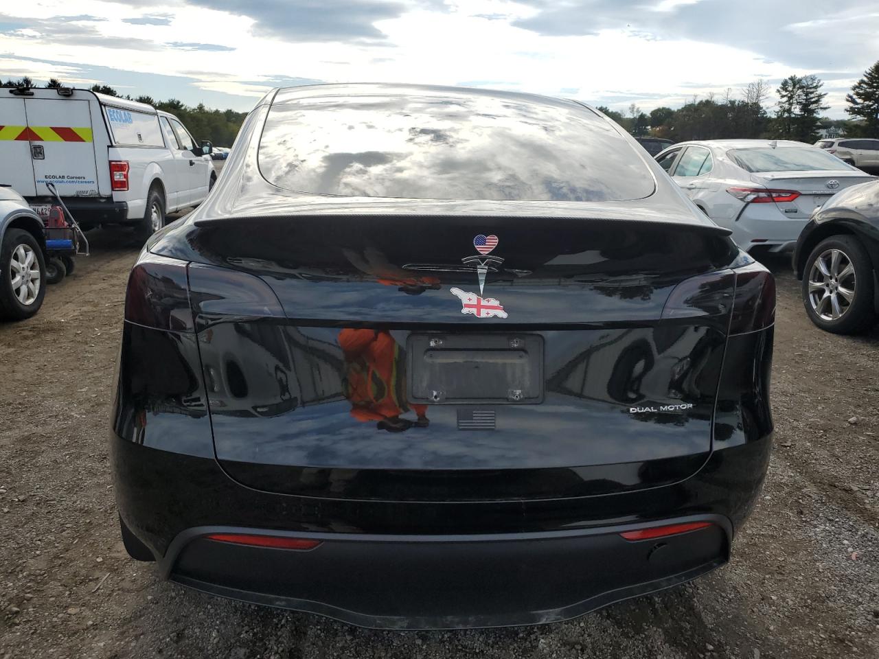 2023 Tesla Model Y VIN: 7SAYGDEE2PF752467 Lot: 86767955