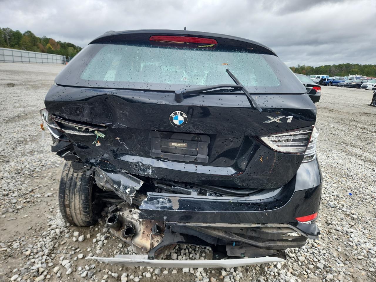 2015 BMW X1 Sdrive28I VIN: WBAVM1C54FV318915 Lot: 90400415