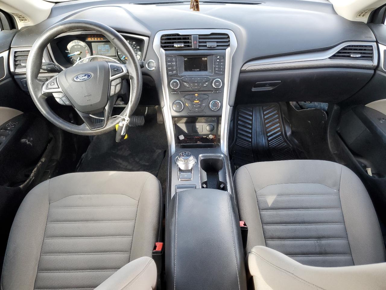 2018 Ford Fusion S VIN: 3FA6P0G70JR159617 Lot: 89700925