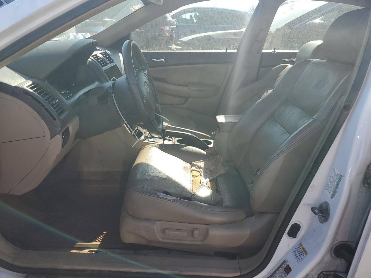 2007 Honda Accord Ex VIN: 1HGCM668X7A047799 Lot: 85846395