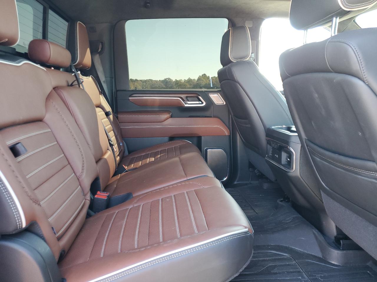 2024 GMC Sierra K3500 Denali Ultimate VIN: 1GT49YEY1RF444390 Lot: 82339355