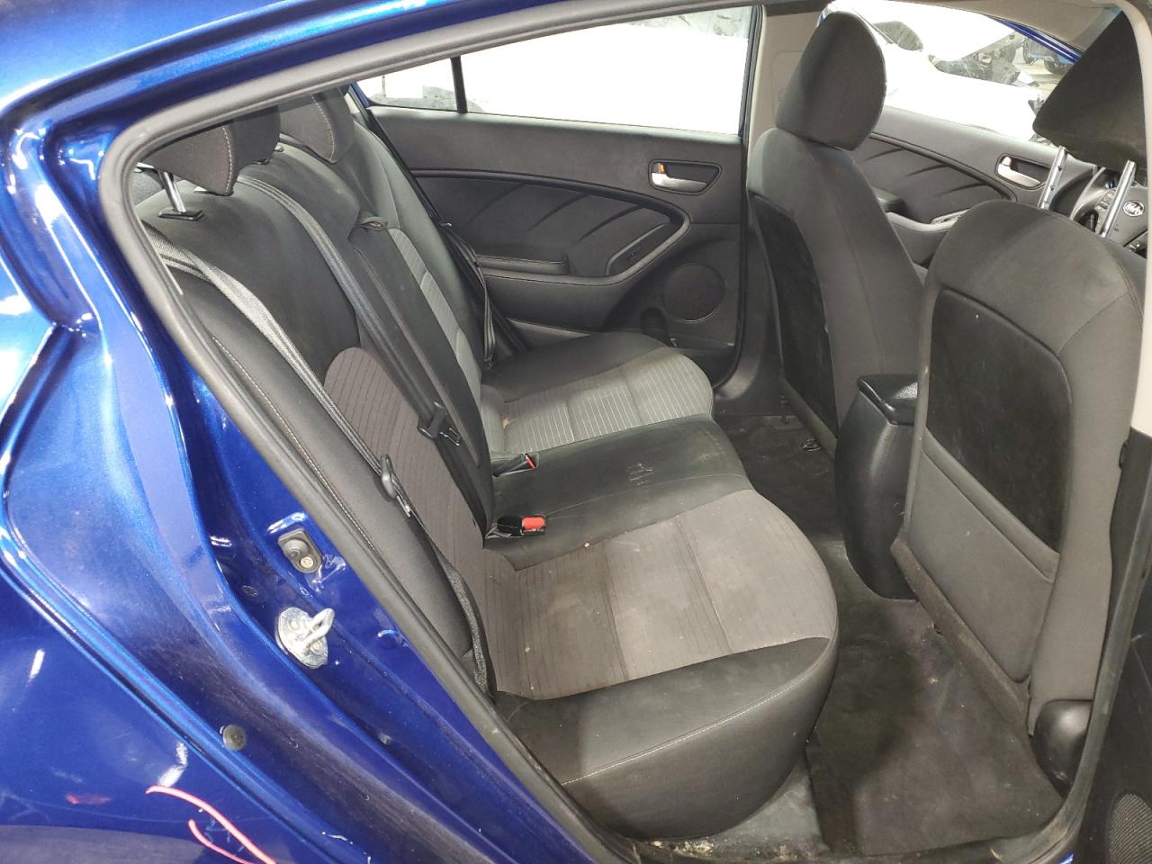 2017 Kia Forte Lx VIN: 3KPFL4A7XHE105457 Lot: 83825075