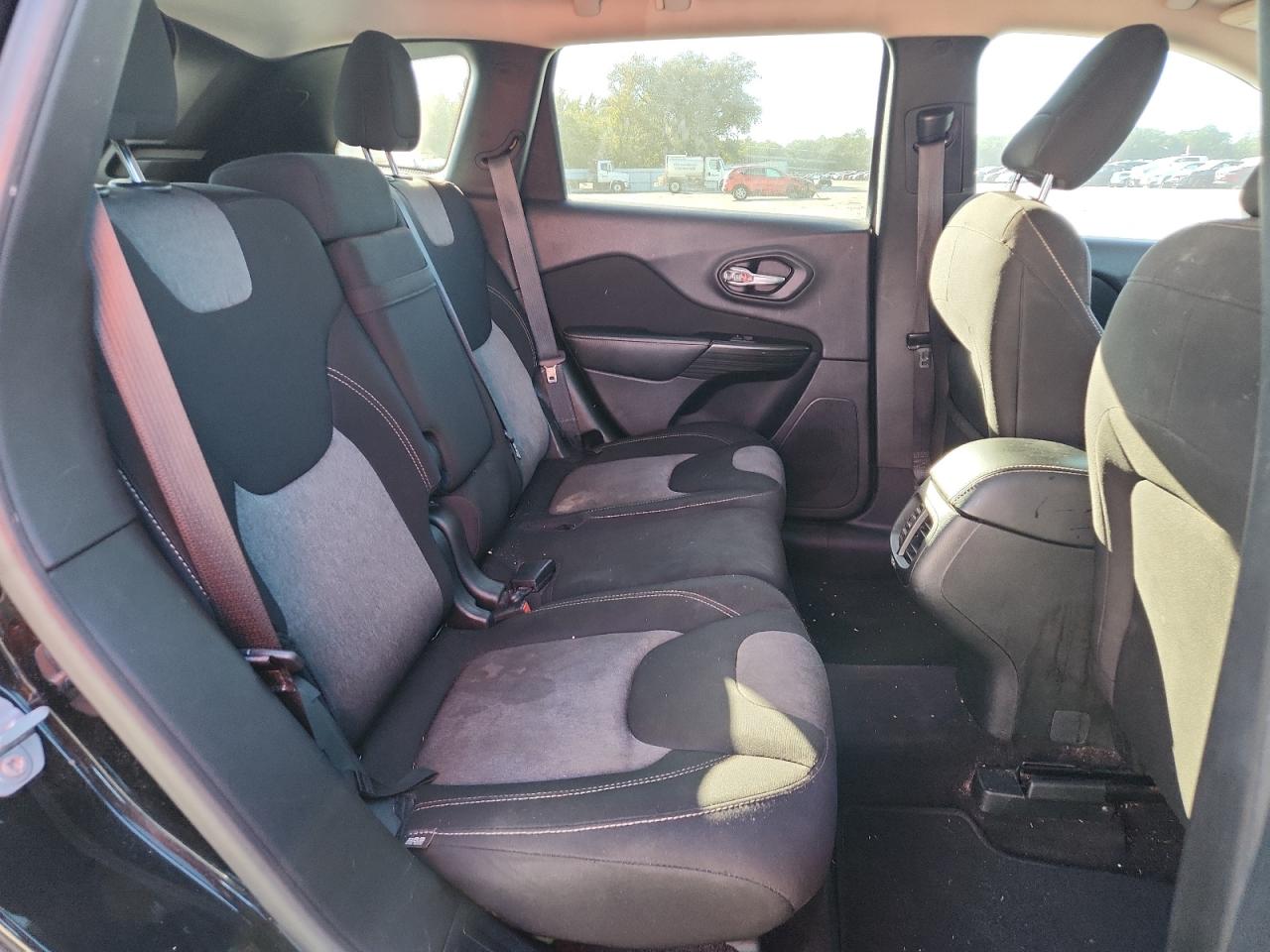 2017 Jeep Cherokee Sport VIN: 1C4PJLAB4HW508218 Lot: 87213115