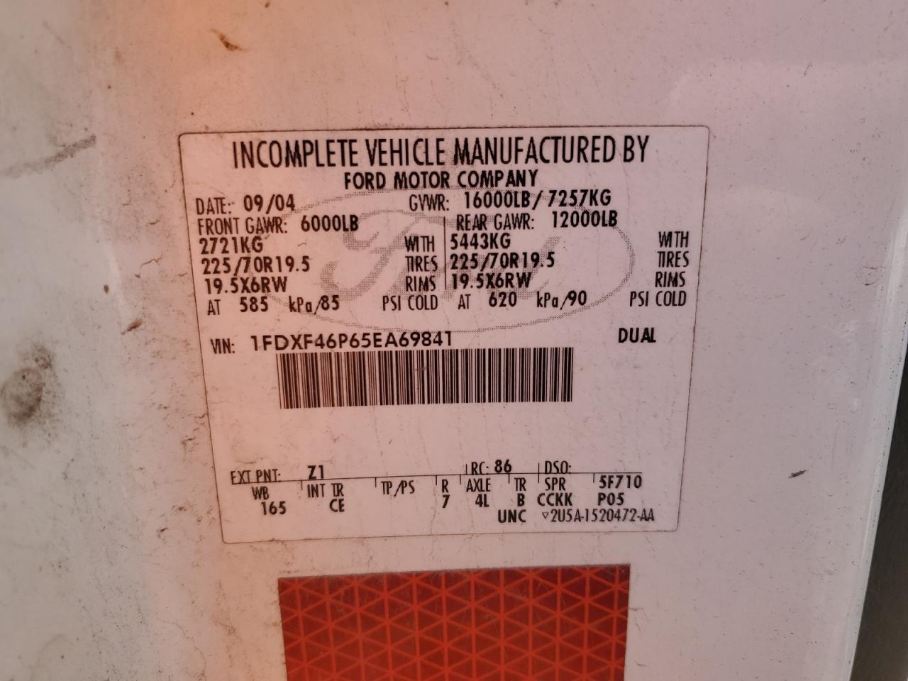 2005 Ford F450 Super Duty VIN: 1FDXF46P65EA69841 Lot: 89875865