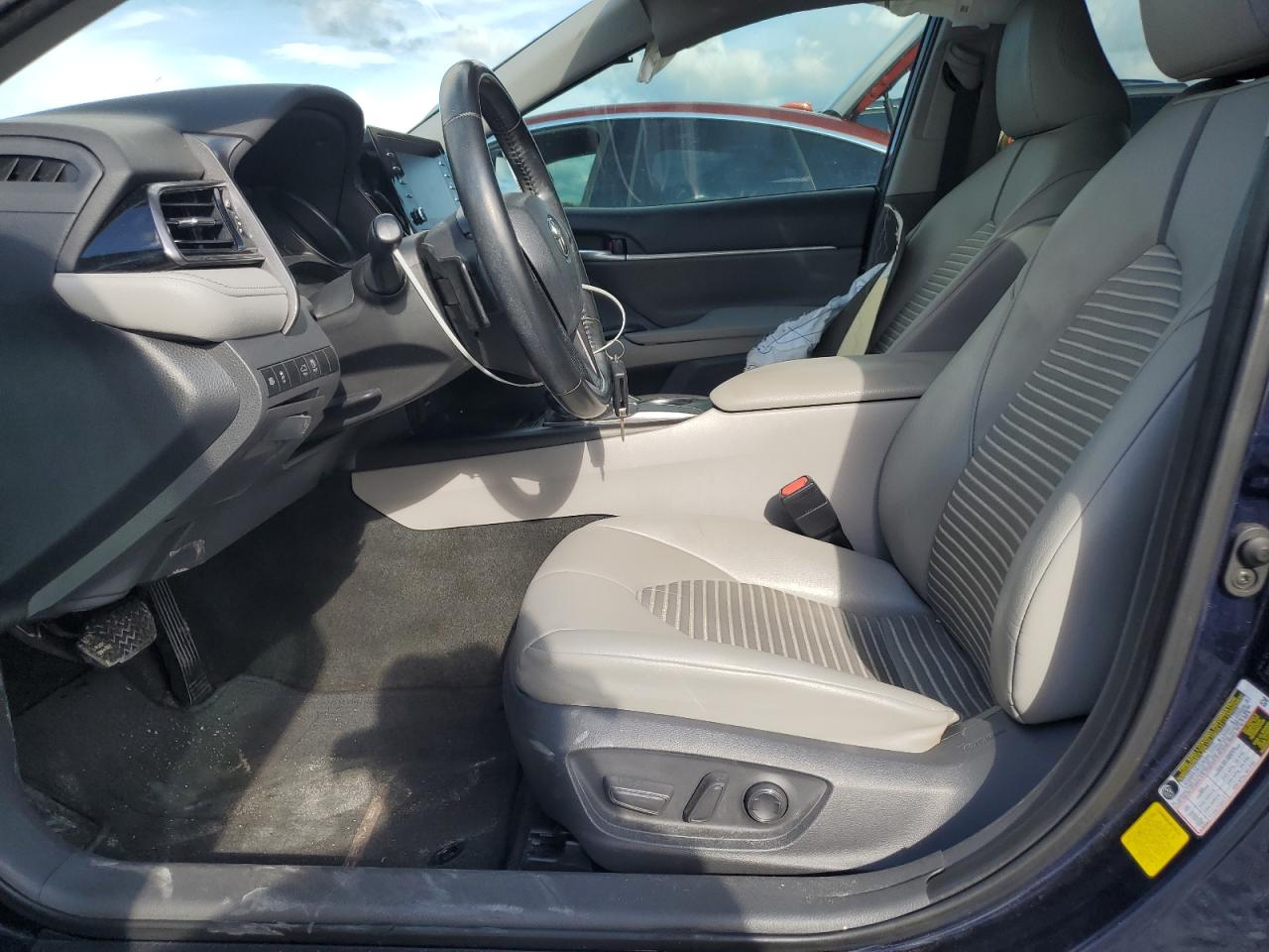 2021 Toyota Camry Se VIN: 4T1G11AK2MU484555 Lot: 85517005