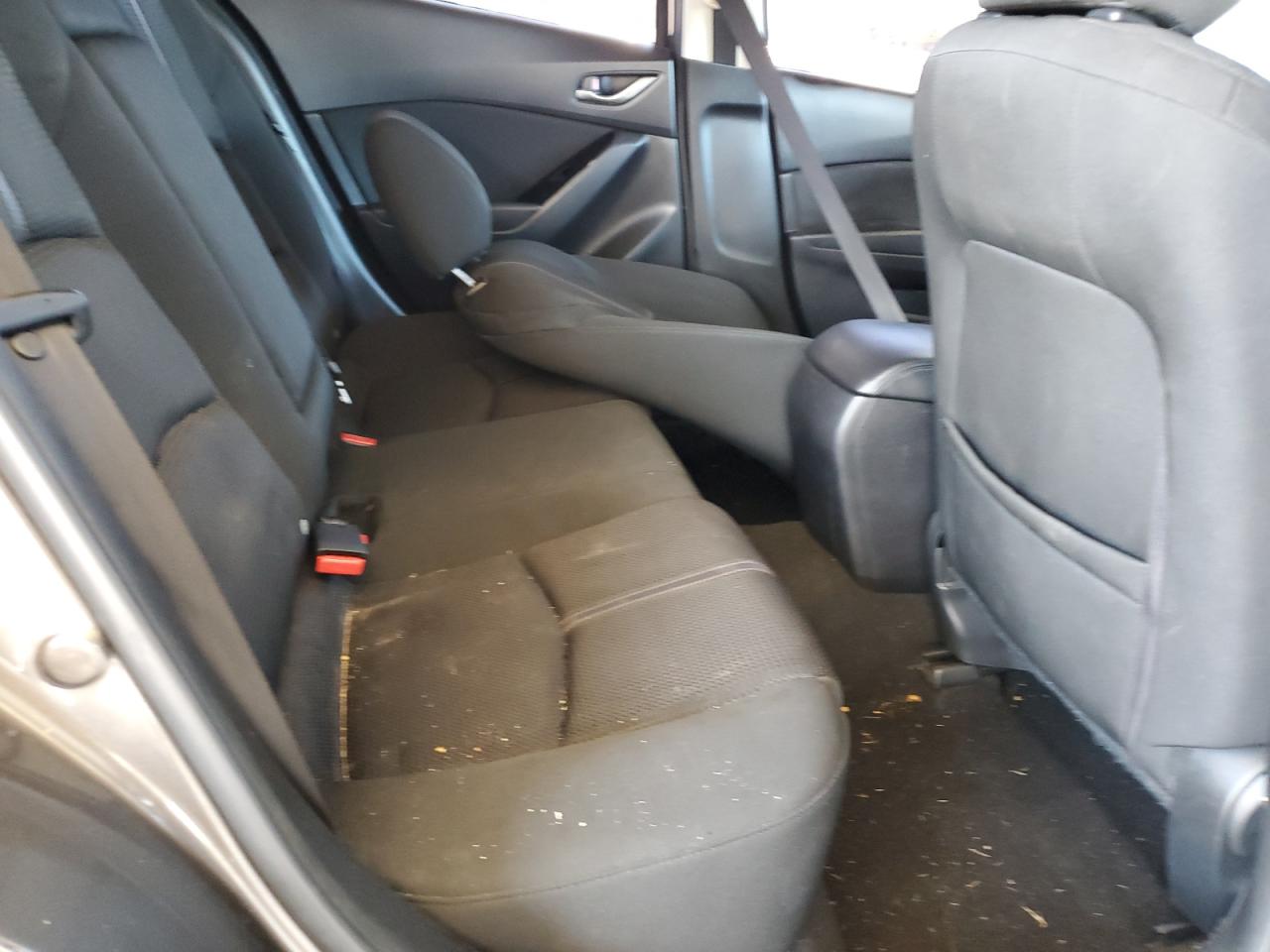 2018 Mazda 3 Sport VIN: 3MZBN1U74JM170493 Lot: 84604975