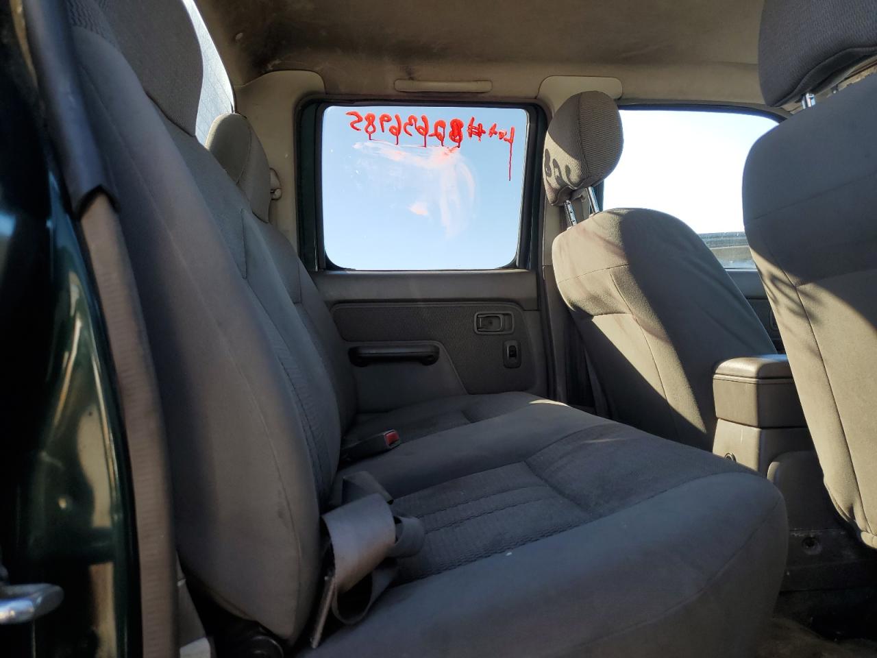 2002 Nissan Frontier Crew Cab Xe VIN: 1N6ED29XX2C318082 Lot: 82636985