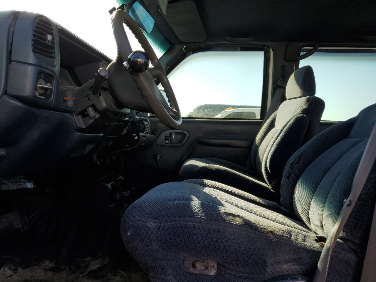 1999 Chevrolet Gmt-400 C3500 VIN: 1GCHC33R9XF097437 Lot: 84960985