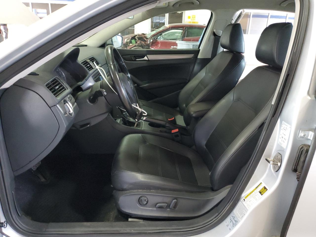 2015 Volkswagen Passat S VIN: 1VWAT7A36FC111072 Lot: 81395805