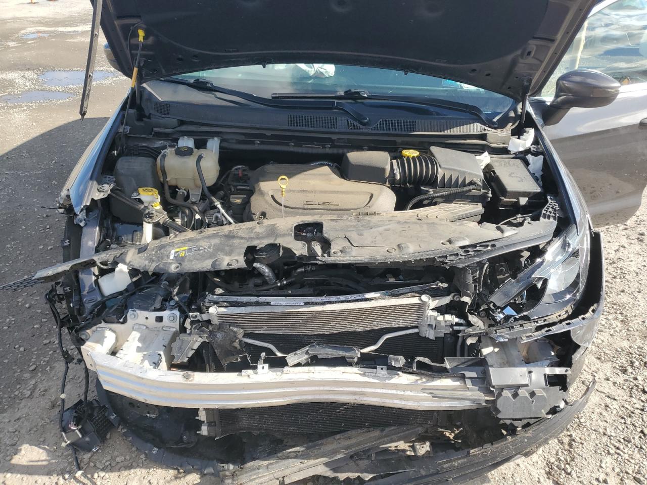 2020 Chrysler Voyager L VIN: 2C4RC1AG4LR232739 Lot: 90794835