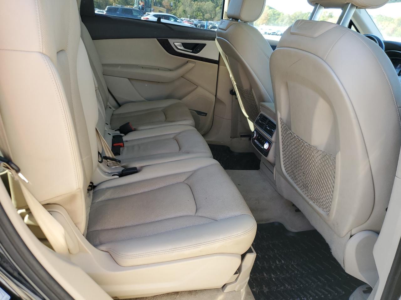 2017 Audi Q7 Premium Plus VIN: WA1LHAF76HD047600 Lot: 89457685