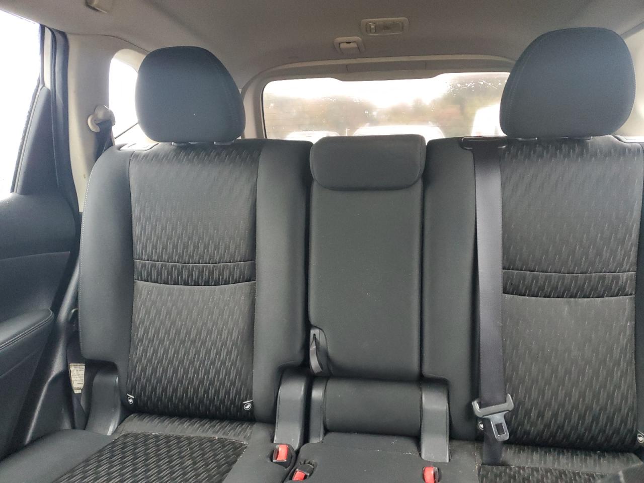 2018 Nissan Rogue S VIN: KNMAT2MVXJP568231 Lot: 86227735