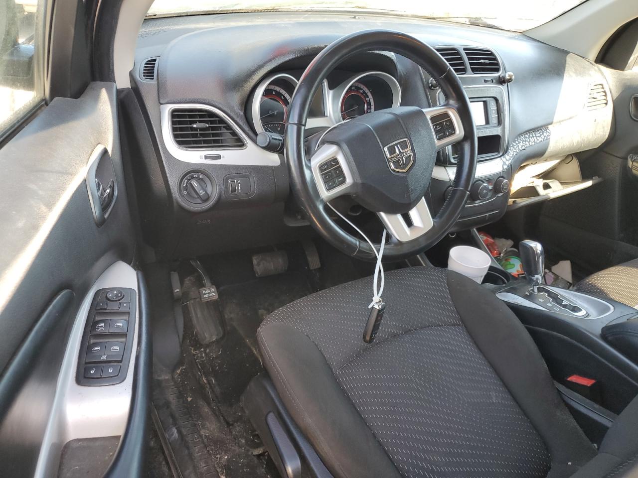 2019 Dodge Journey Se VIN: 3C4PDCBB9KT853165 Lot: 82207095