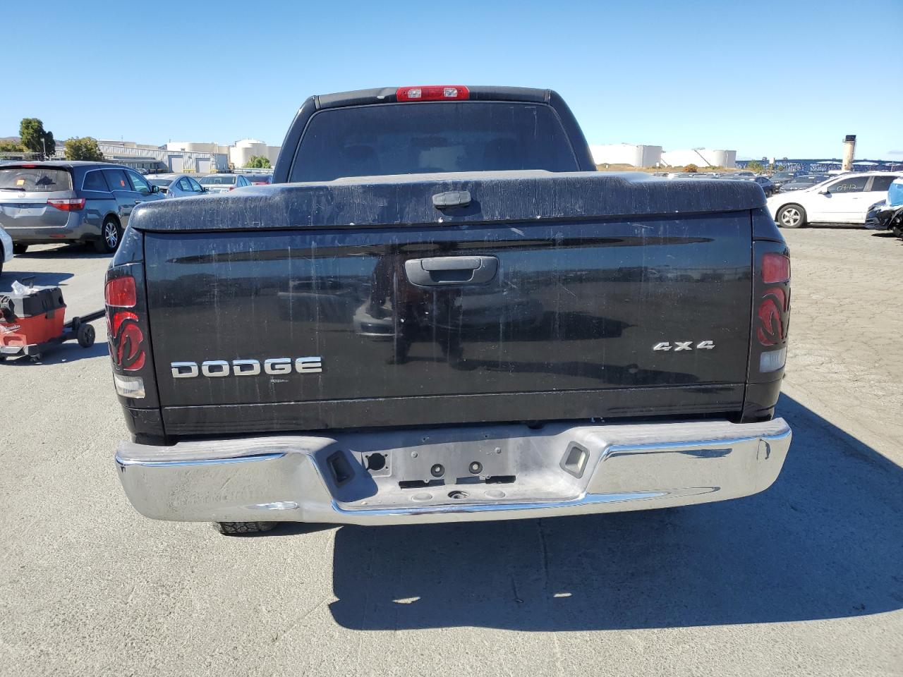 2002 Dodge Ram 1500 VIN: 3D7HA18N82G131753 Lot: 82362135