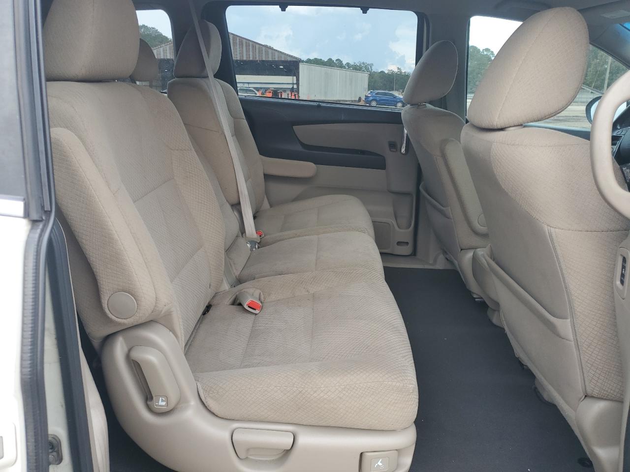 2017 Honda Odyssey Se VIN: 5FNRL5H36HB013570 Lot: 85698425