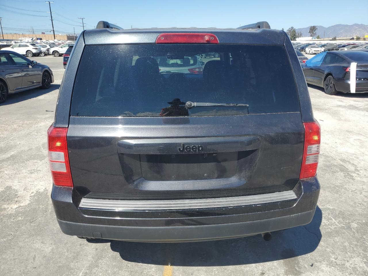 2015 Jeep Patriot Sport VIN: 1C4NJPBA5FD326041 Lot: 82302225