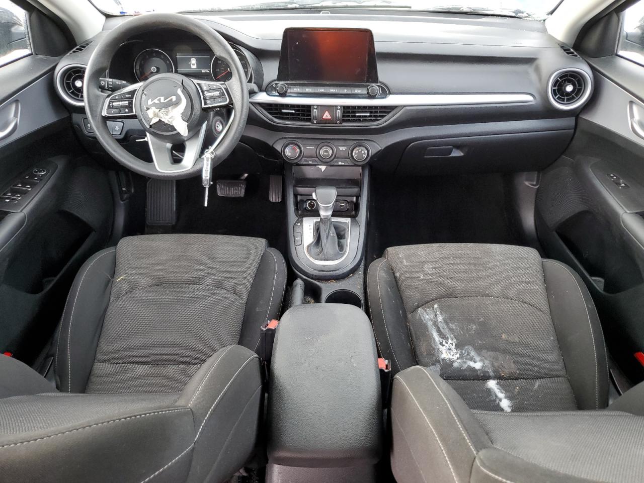 2024 Kia Forte Lx VIN: 3KPF24AD8RE819582 Lot: 87096245