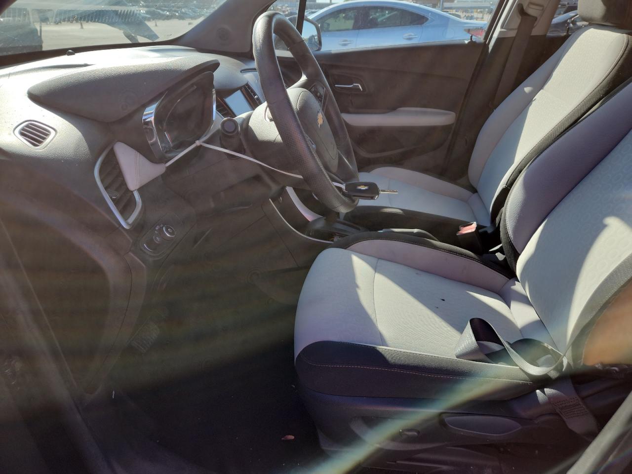 2021 Chevrolet Trax Ls VIN: KL7CJKSB9MB329100 Lot: 82653975