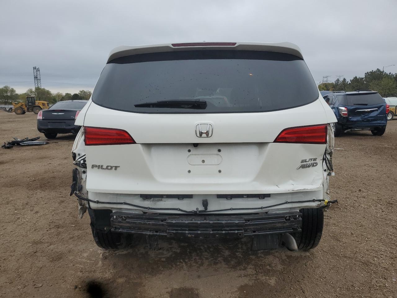 2018 Honda Pilot Elite VIN: 5FNYF6H02JB014140 Lot: 86183405