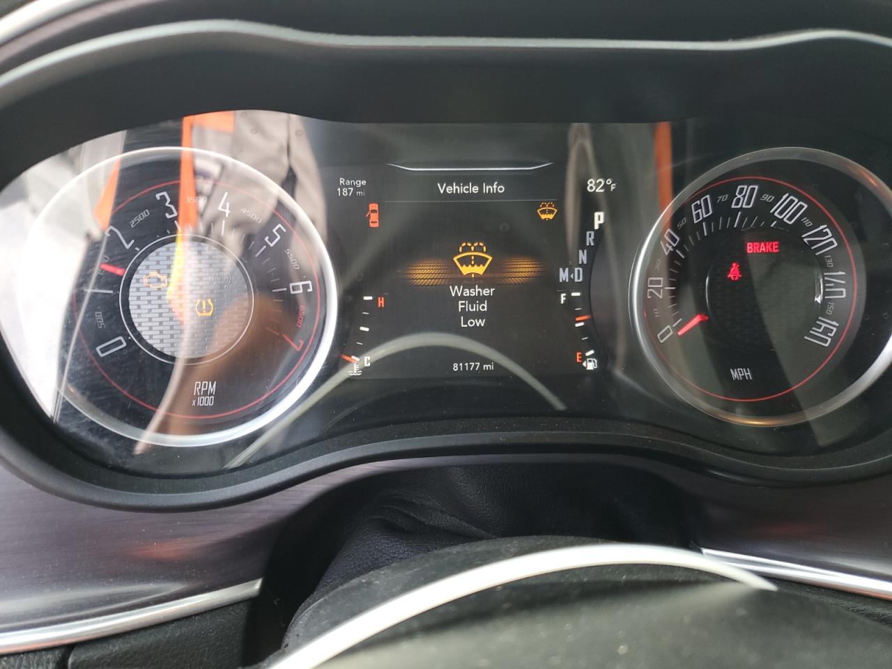 2018 Dodge Challenger Sxt VIN: 2C3CDZAG4JH215464 Lot: 85296145