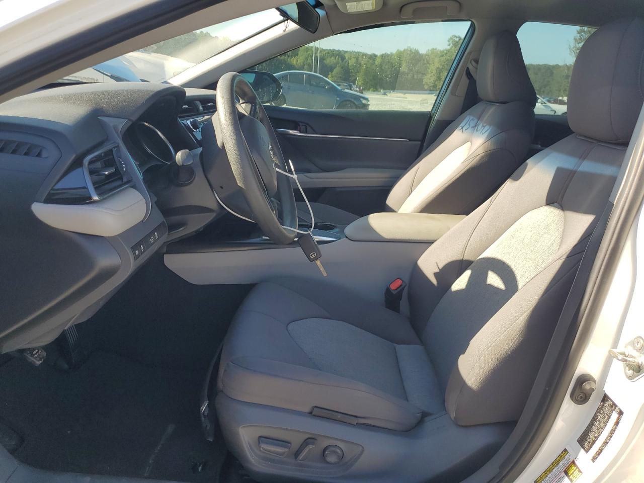 2020 Toyota Camry Le VIN: 4T1C11AK6LU926234 Lot: 84603535