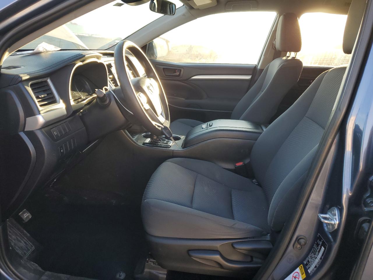 2019 Toyota Highlander Le VIN: 5TDBZRFH4KS924408 Lot: 85645535