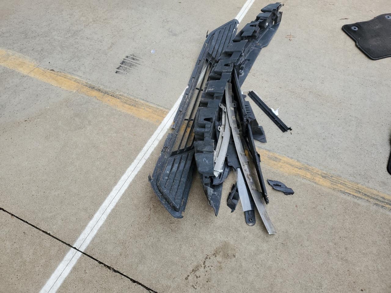 2018 Ford Taurus Sel VIN: 1FAHP2E86JG131005 Lot: 90313375