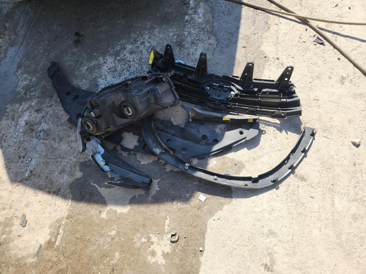 2015 Toyota Highlander Xle VIN: 5TDJKRFH3FS216396 Lot: 84968025