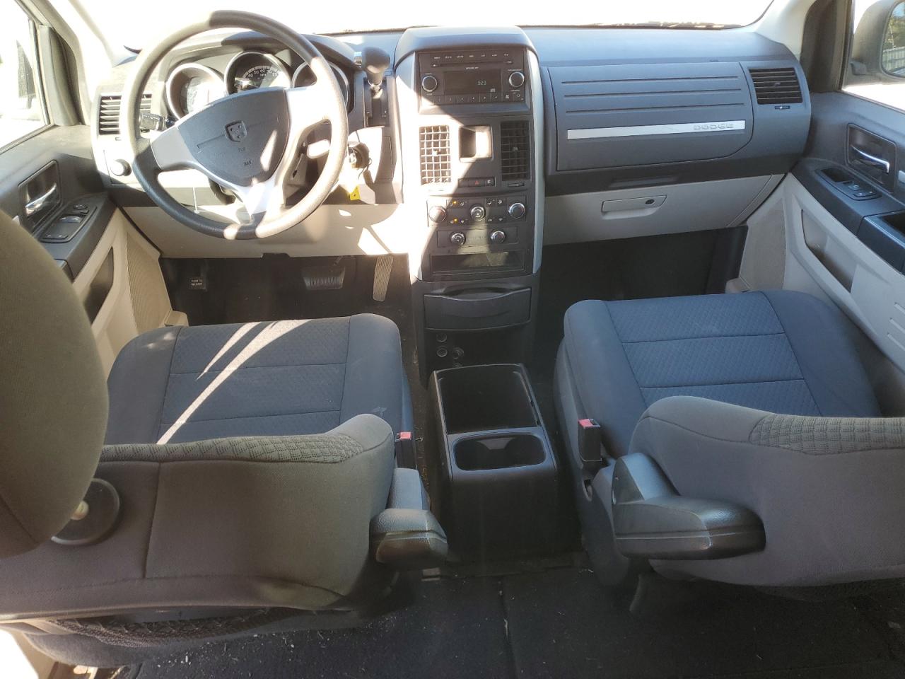 2010 Dodge Grand Caravan Se VIN: 2D4RN4DE3AR107639 Lot: 86860935