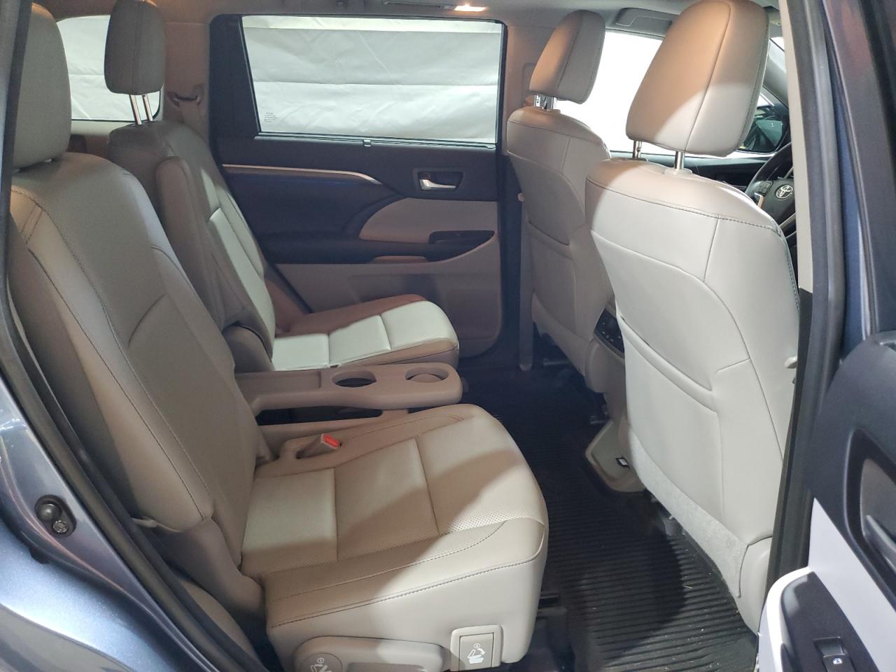 2018 Toyota Highlander Limited VIN: 5TDDZRFH7JS823595 Lot: 84950555