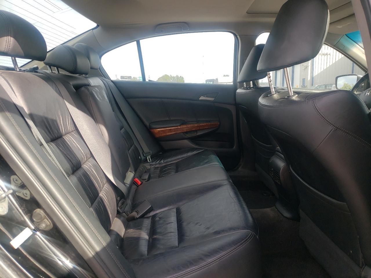 2011 Honda Accord Exl VIN: 1HGCP2F88BA011196 Lot: 85871805