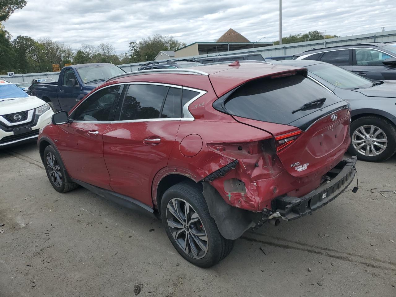 QX30 QX30