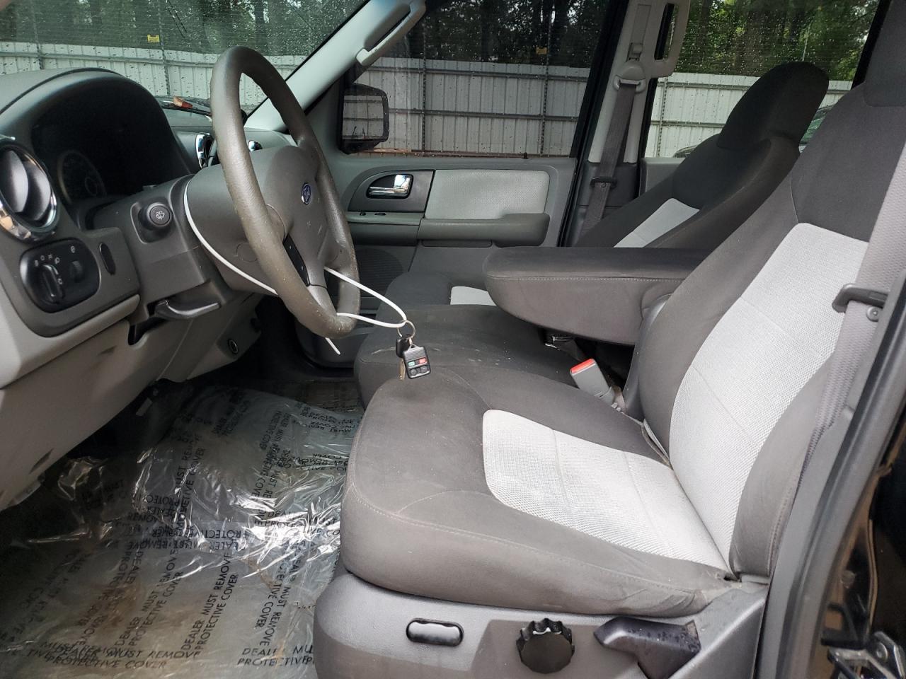 2006 Ford Expedition Xls VIN: 1FMPU13536LA90215 Lot: 82248175