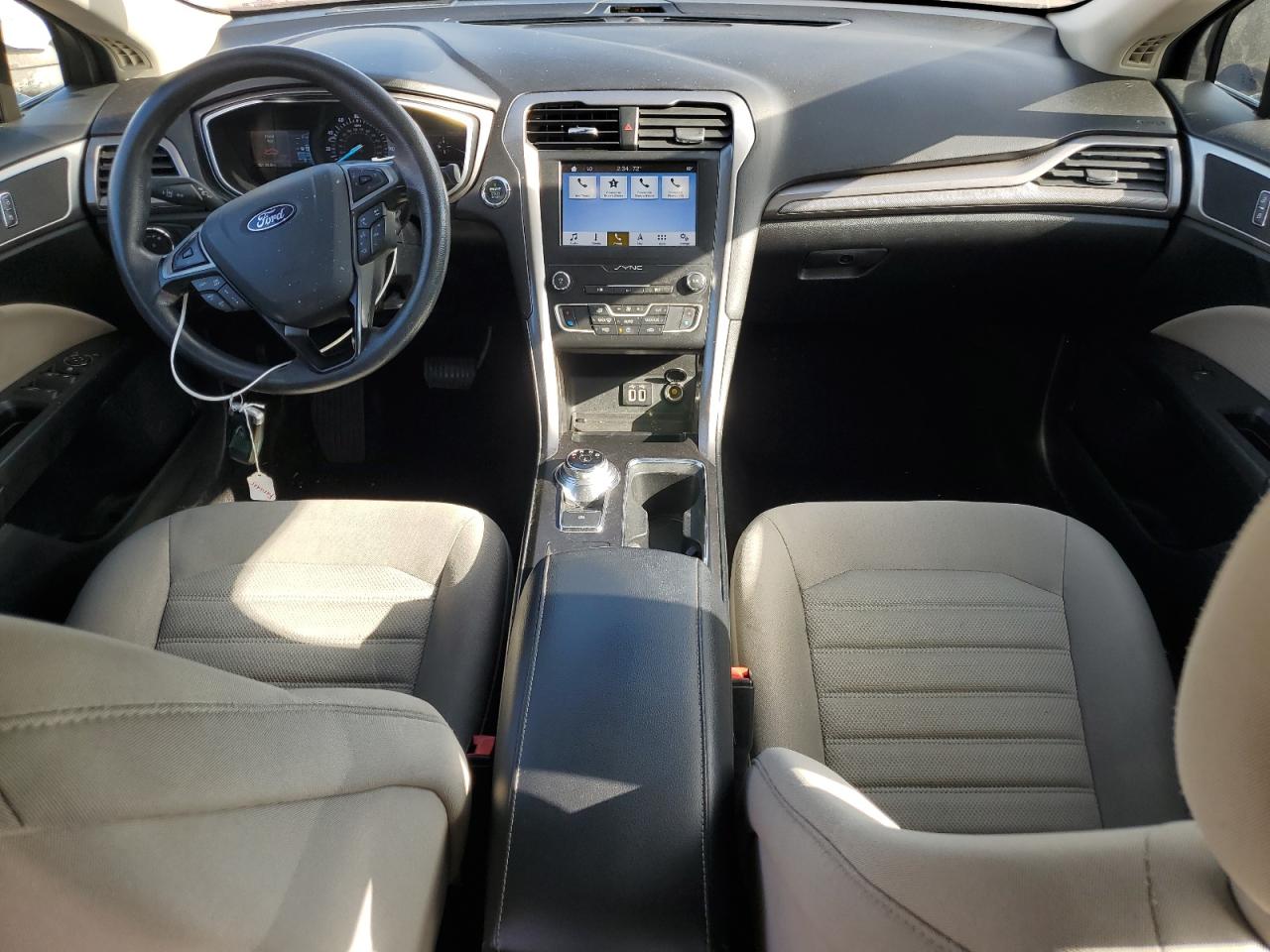 2019 Ford Fusion S VIN: 3FA6P0G79KR163876 Lot: 82457385