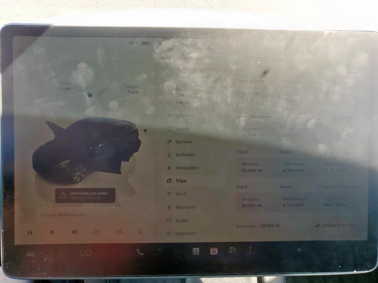 2023 Tesla Model Y VIN: 7SAYGDEE3PA201090 Lot: 86137835