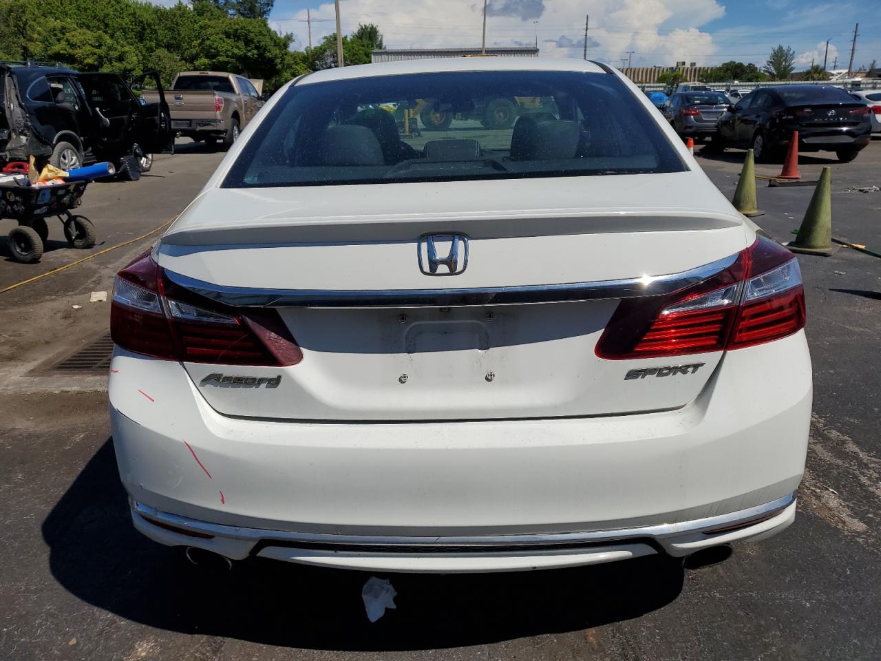 2017 Honda Accord Sport VIN: 1HGCR2F5XHA262097 Lot: 85511555