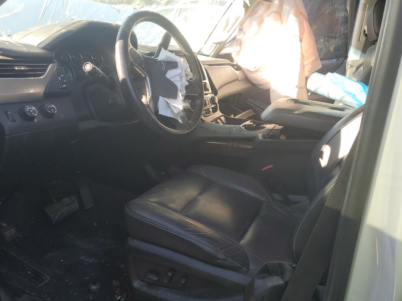 2020 Chevrolet Suburban K1500 Lt VIN: 1GNSKHKC7LR136609 Lot: 81970365