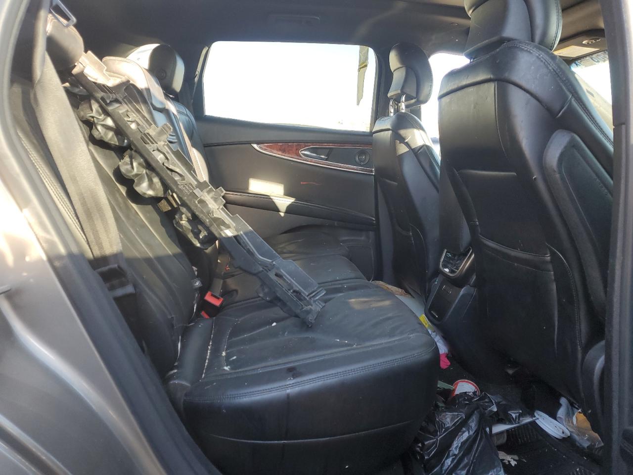 2016 Lincoln Mkx Reserve VIN: 2LMTJ8LP3GBL70966 Lot: 87385885