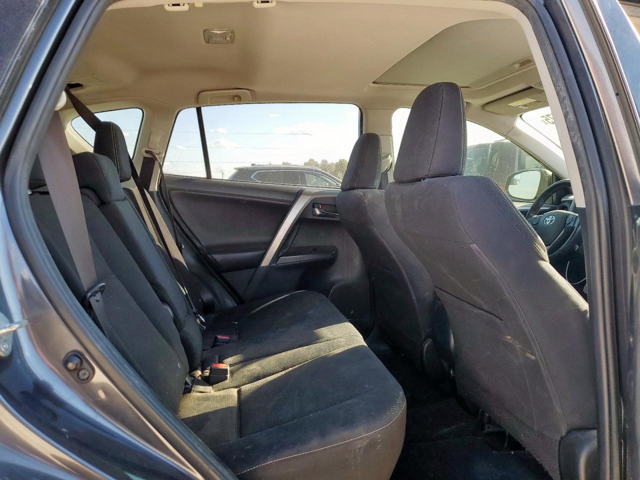 2017 Toyota Rav4 Xle VIN: JTMWFREV5HJ124370 Lot: 86214675