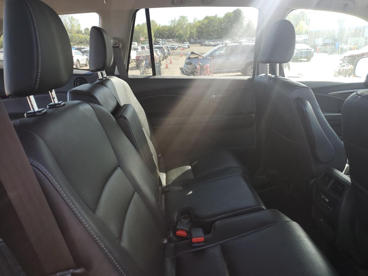 2018 Honda Pilot Exln VIN: 5FNYF6H73JB063280 Lot: 81833095