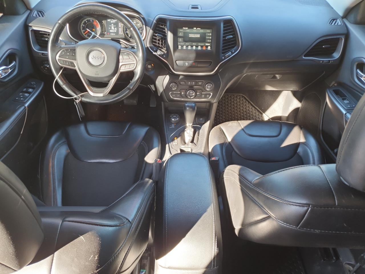 2019 Jeep Cherokee Latitude Plus VIN: 1C4PJMLNXKD385198 Lot: 82779175