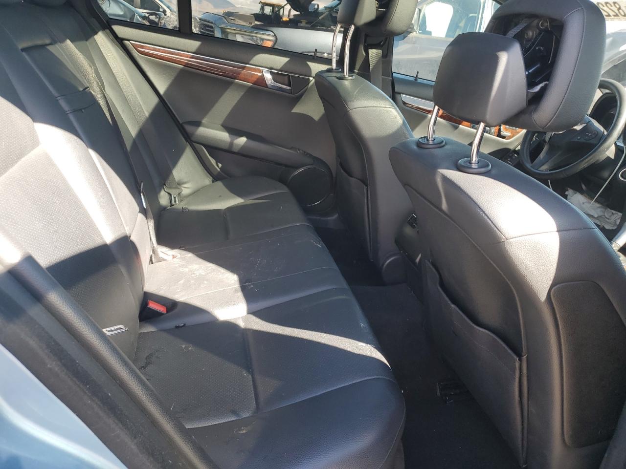 2010 Mercedes-Benz C 300 VIN: WDDGF5EB3AR096035 Lot: 82228595